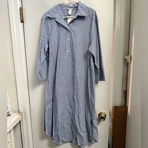 NWT H&M collared, v-neck maxi shirt dress